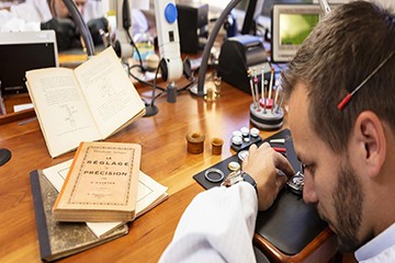 杭州劳力士玫瑰金表带维修